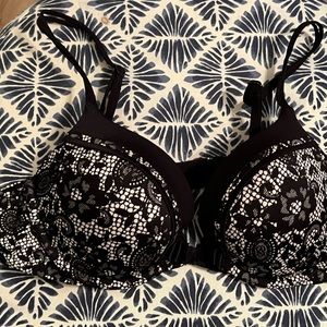 Victoria’s Secret bra